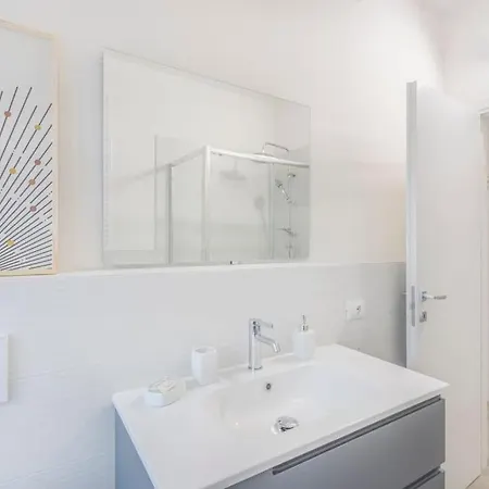 Apartamento Mutina Design - Life & Hesperia Hospital Módena