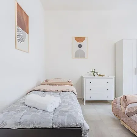 Apartment Mutina Design - Life & Hesperia Hospital